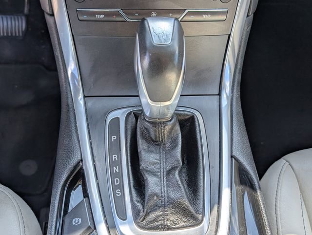 Used 2017 Ford Edge Titanium w/ Technology Package image 21