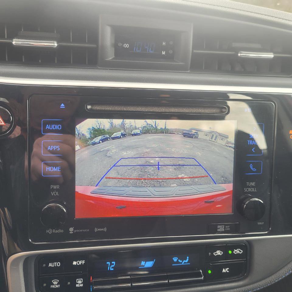 Used 2019 Toyota Corolla XSE image 19