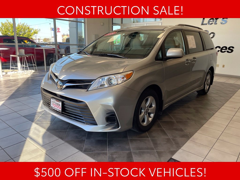 Used 2020 Toyota Sienna LE FWD image 2