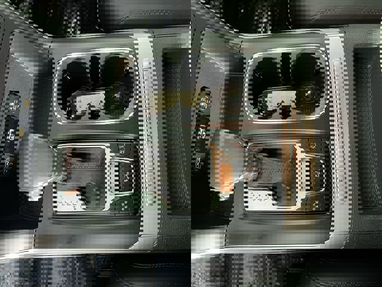 Certified 2024 Kia Carnival LX image 22