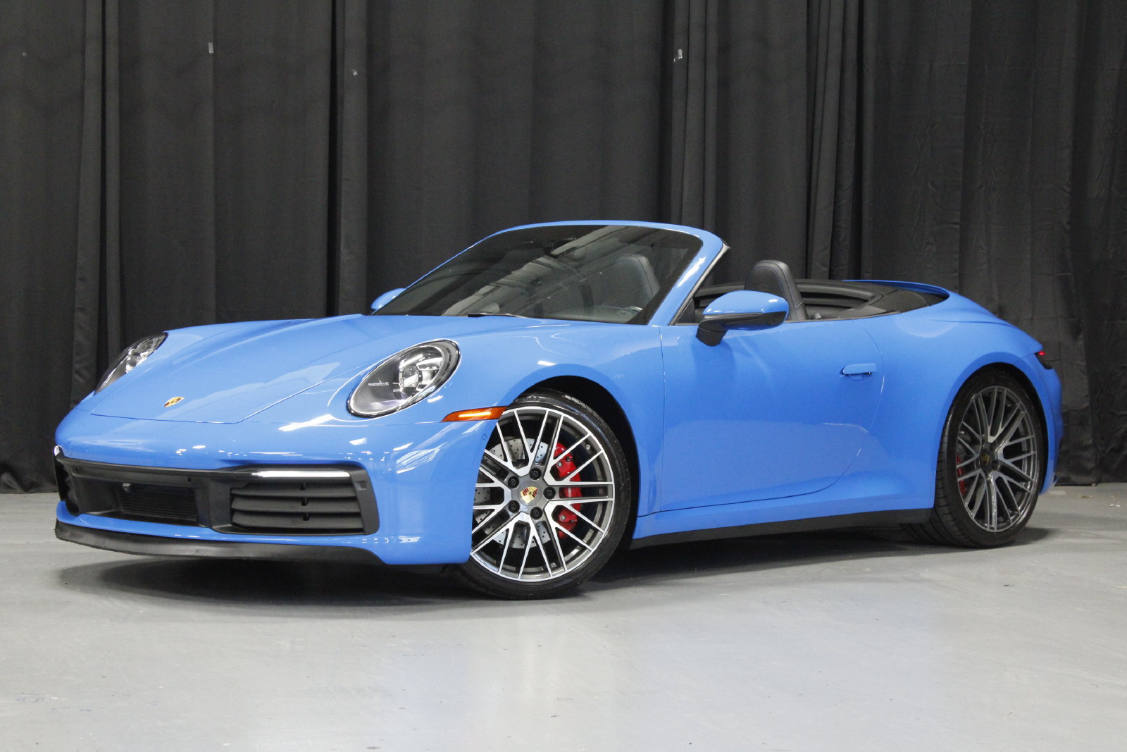 Used 2022 Porsche 911 Carrera 4S AWD/4WD image 1