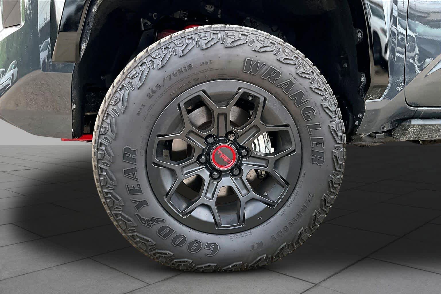 Used 2026 Toyota Tacoma TRD Pro AWD/4WD image 11