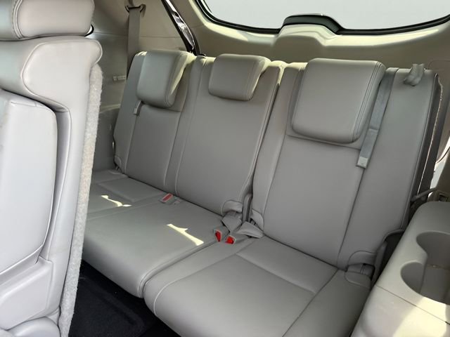 Used 2016 Toyota Highlander XLE AWD/4WD image 13