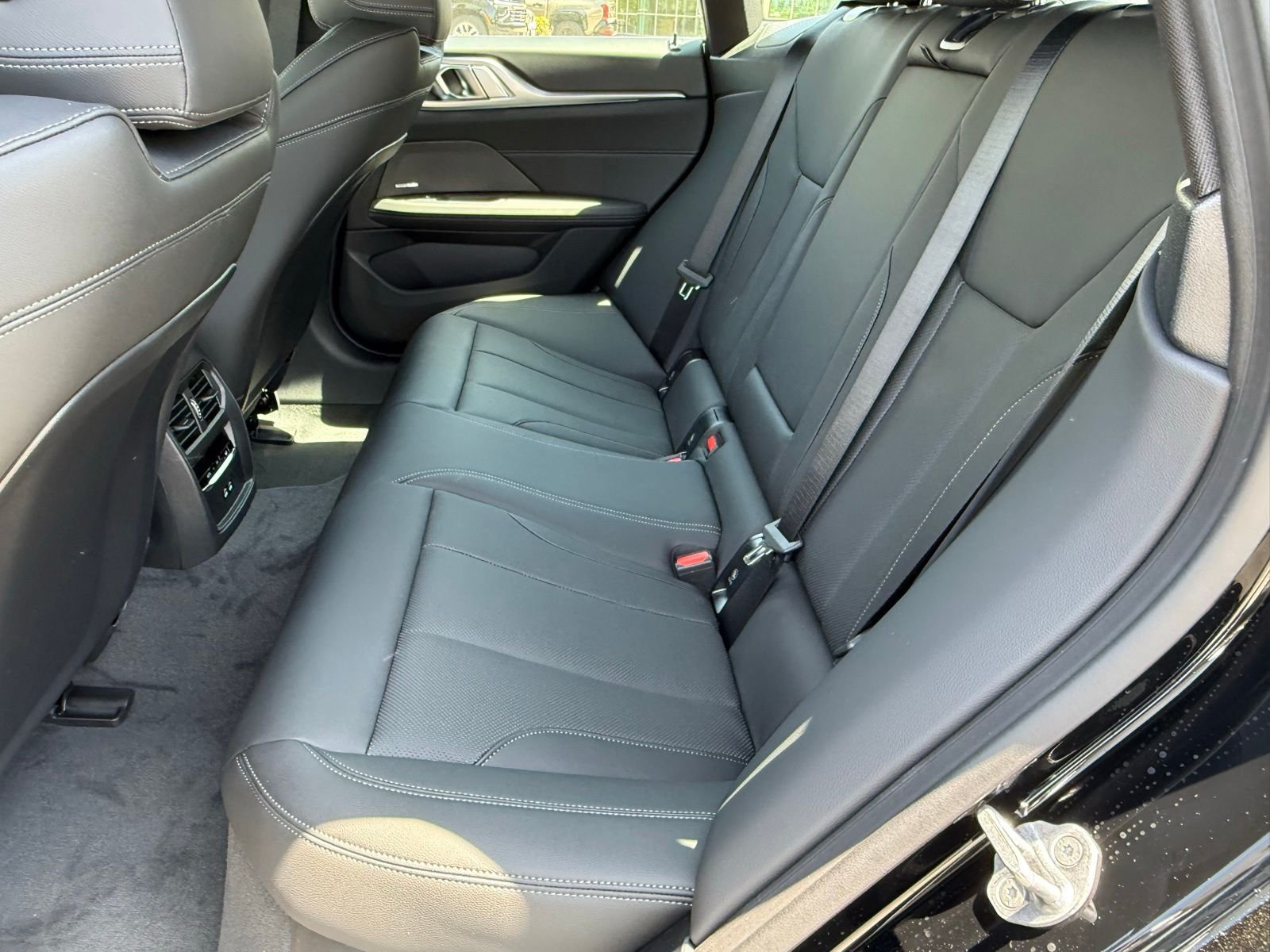 New 2026 BMW i4 eDrive40 w/ Premium Package RWD image 31