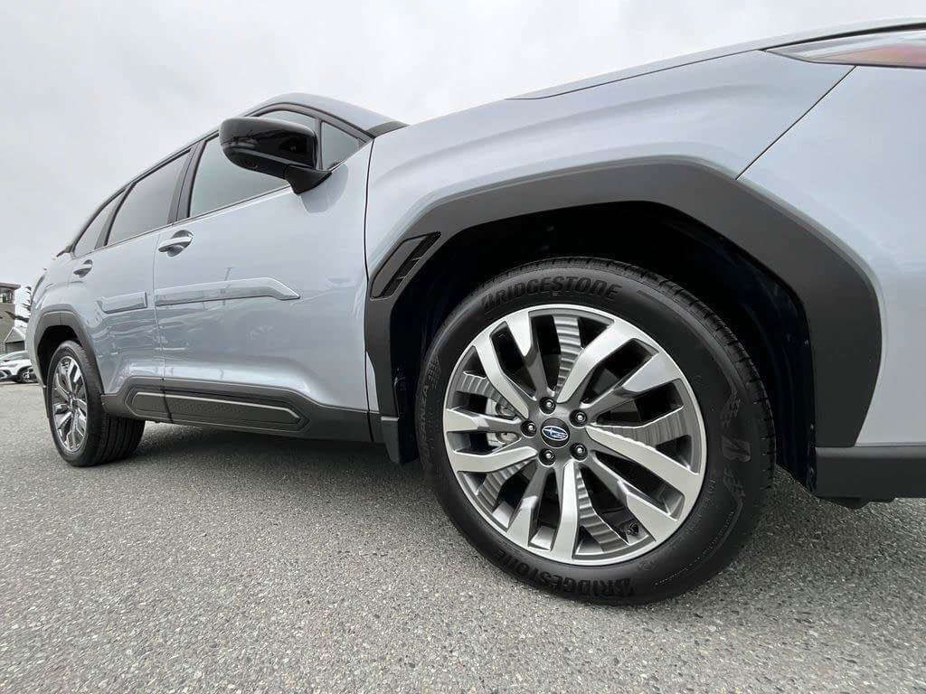 Certified 2025 Subaru Forester Touring AWD/4WD image 10