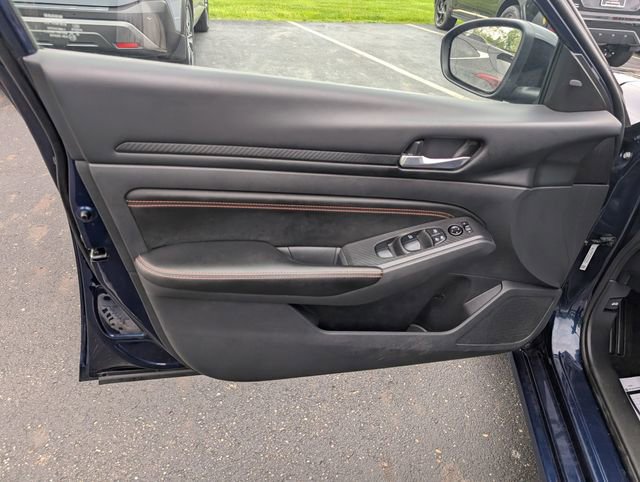 Used 2022 Nissan Altima 2.0 SR FWD image 14