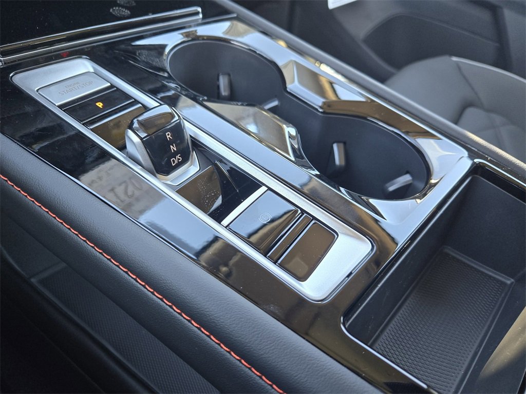 New 2026 Volkswagen Atlas Peak Edition image 17