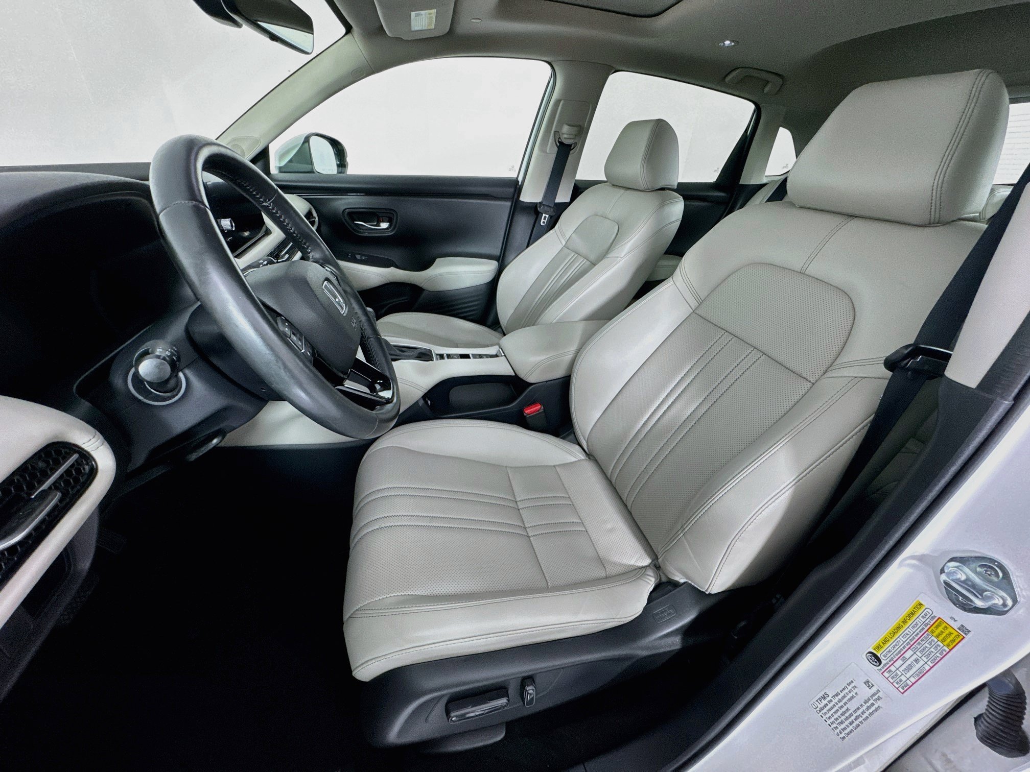 Certified 2023 Honda HR-V EX-L image 20