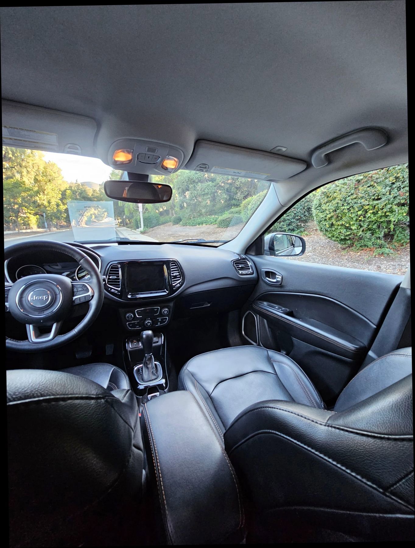 Used 2019 Jeep Compass Limited image 39