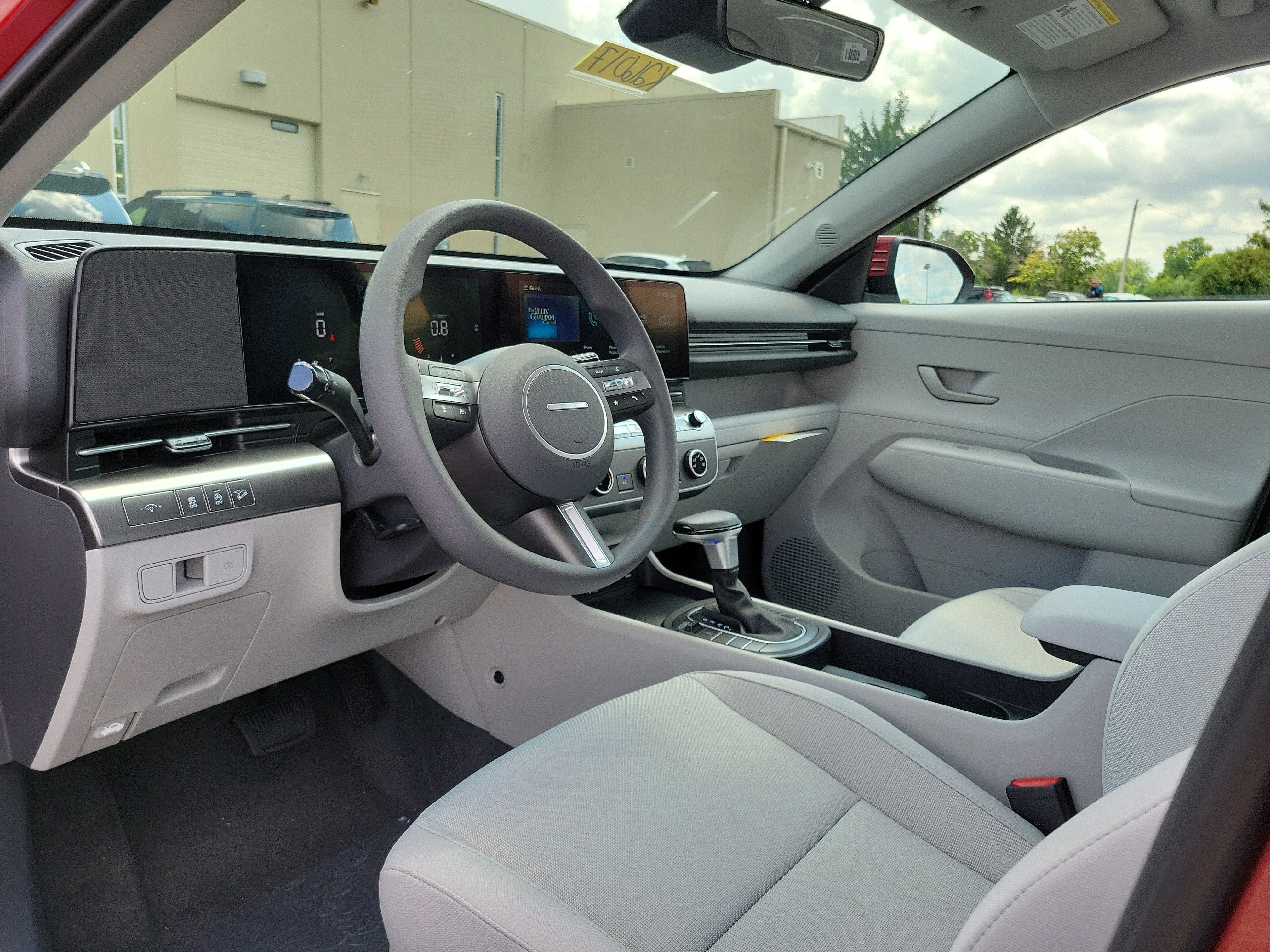 New 2026 Hyundai Kona SE image 19