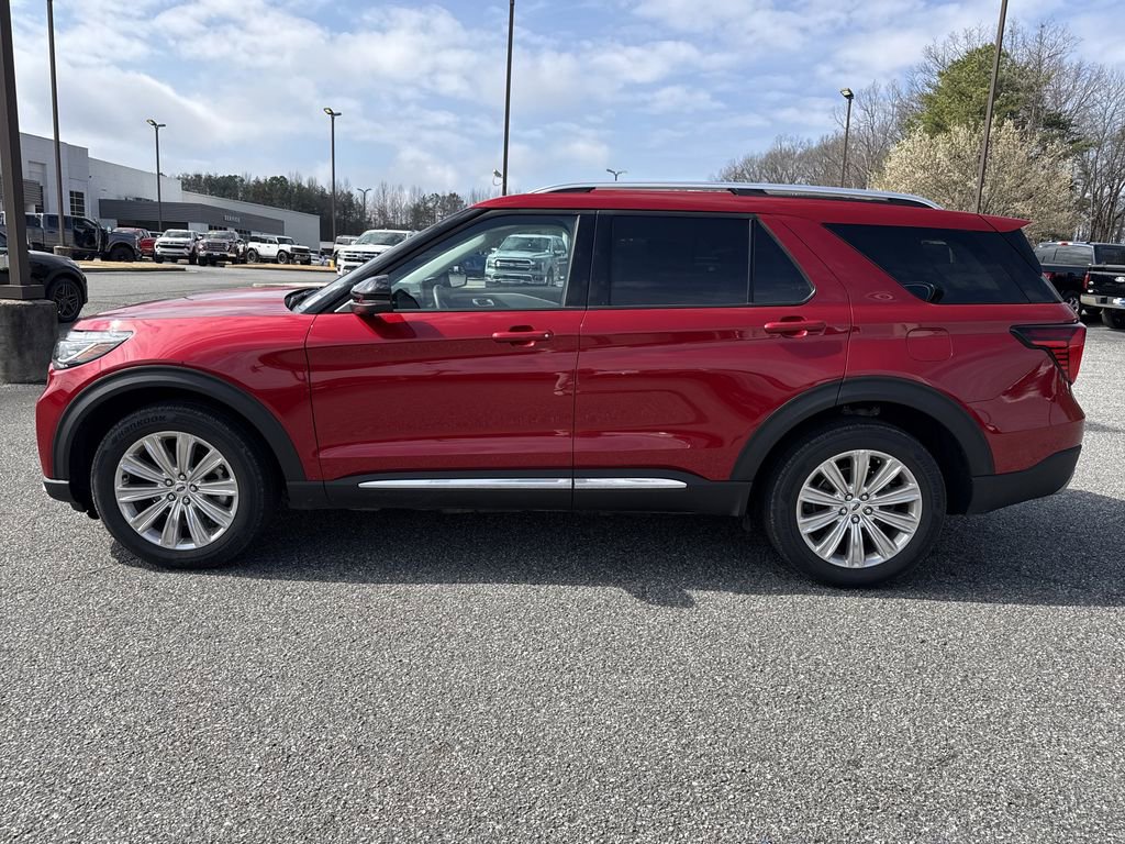 Used 2025 Ford Explorer Platinum w/ LUX Leather Package image 4