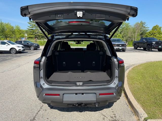 New 2026 Nissan Pathfinder SL AWD/4WD image 15