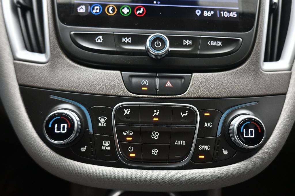 Used 2022 Chevrolet Malibu LT FWD image 18