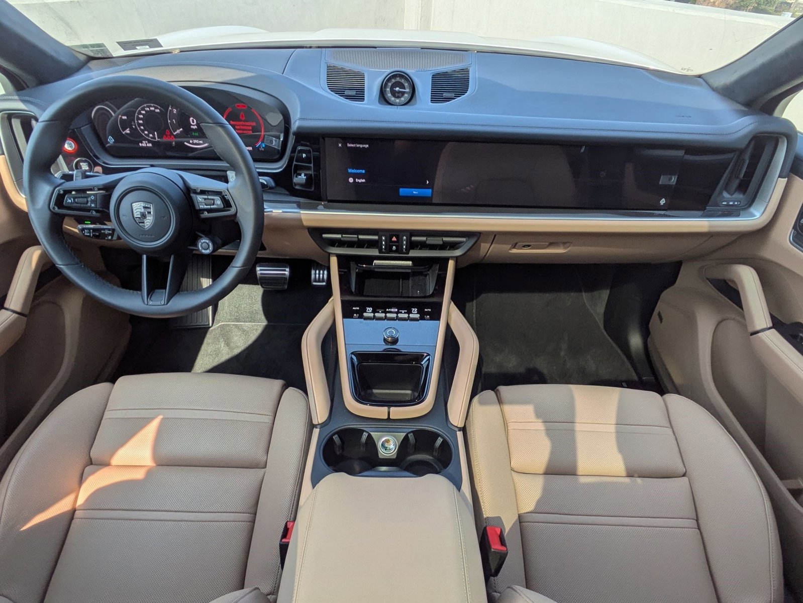 New 2025 Porsche Cayenne Turbo AWD/4WD image 22