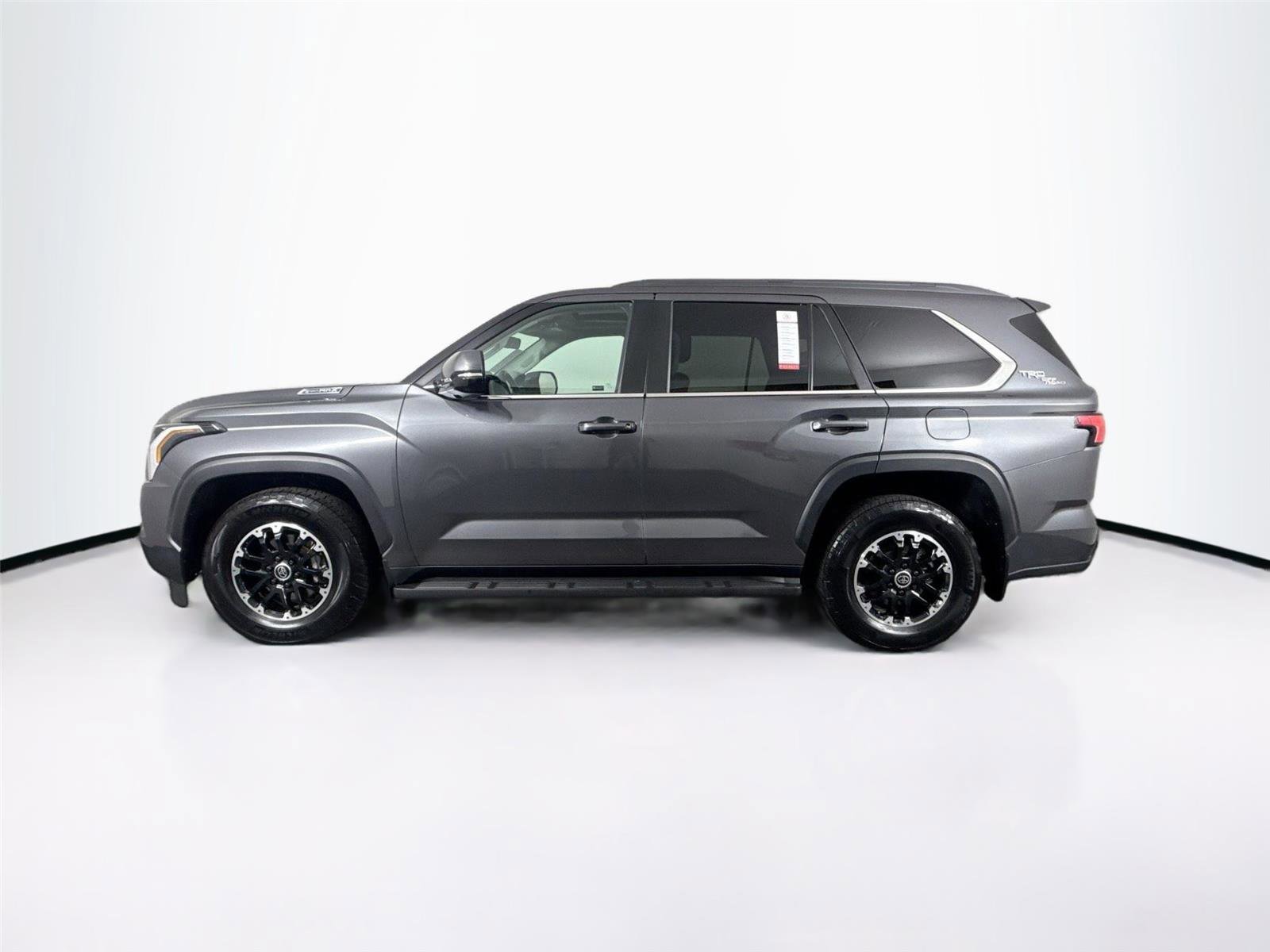 Certified 2024 Toyota Sequoia SR5 image 9