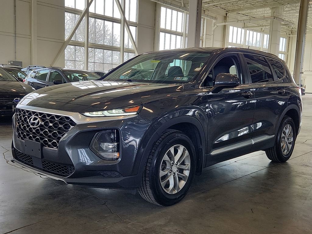 Used 2020 Hyundai Santa Fe SE image 6