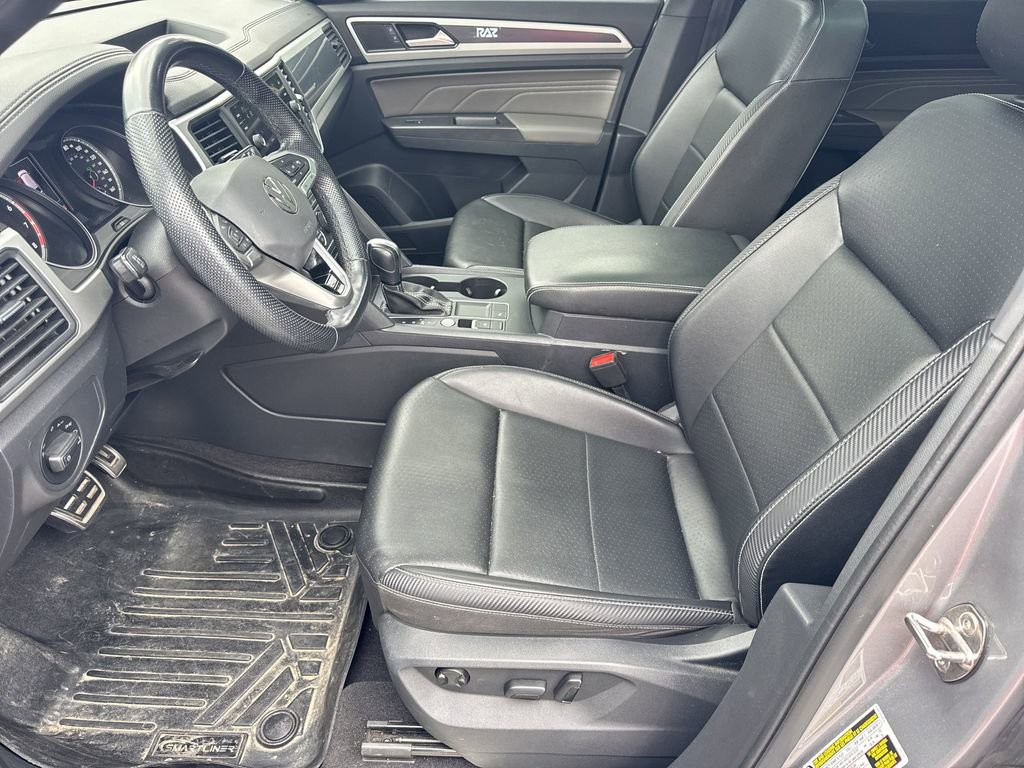 Used 2021 Volkswagen Atlas Cross Sport SE FWD image 9