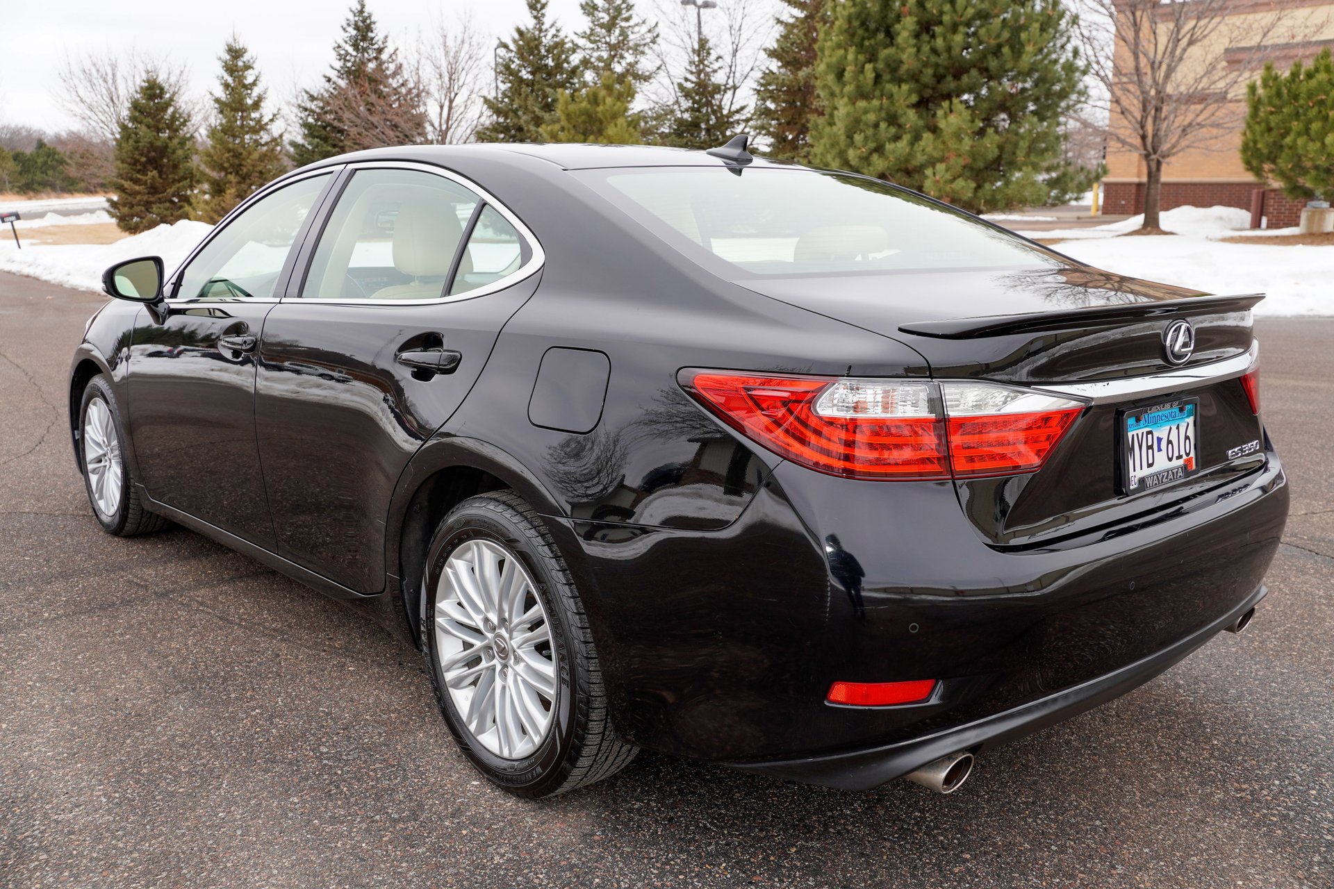 Used 2013 Lexus ES 350 4dr Sdn w/ Luxury Pkg image 6