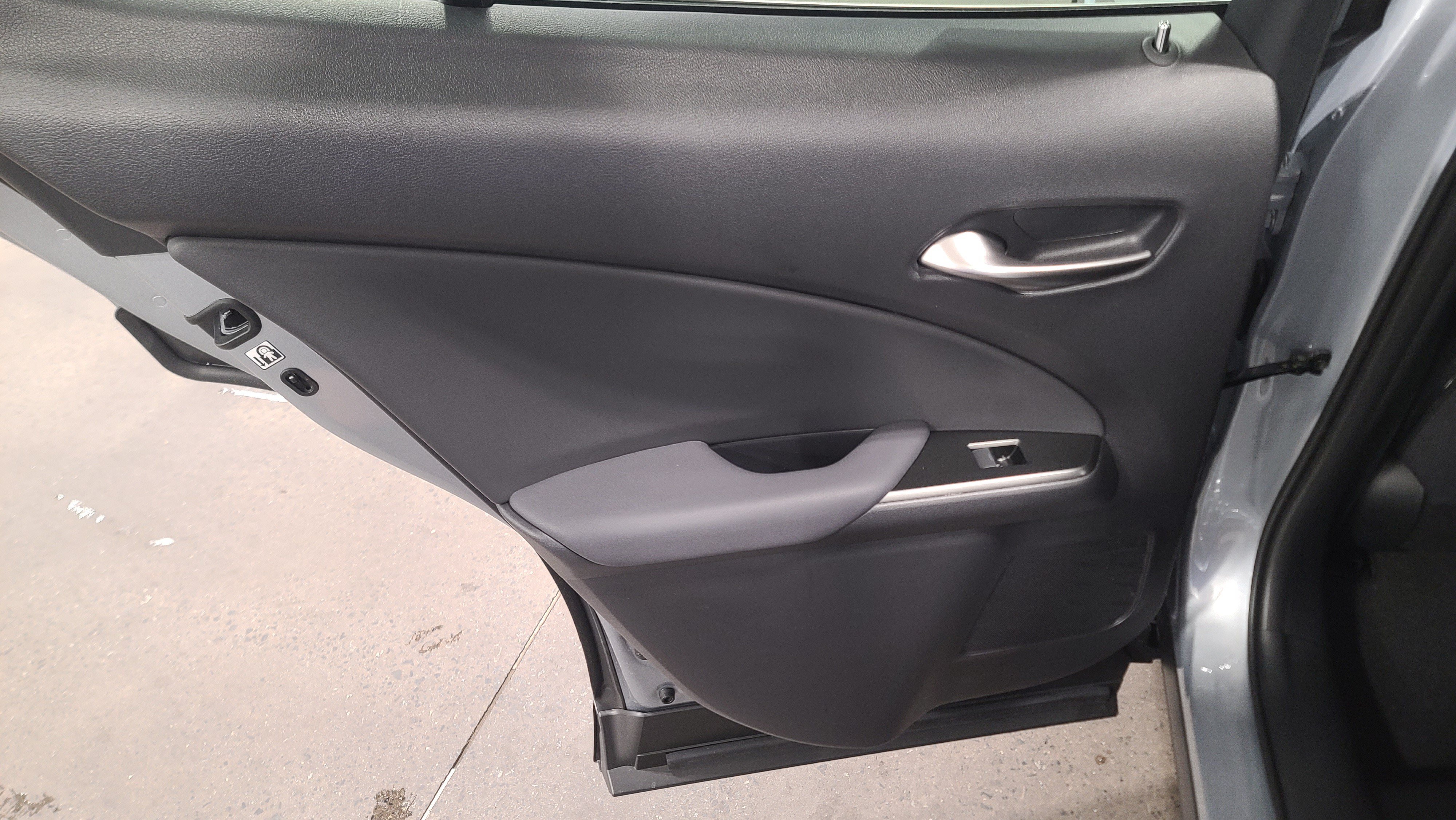 New 2026 Lexus UX 300h AWD image 32