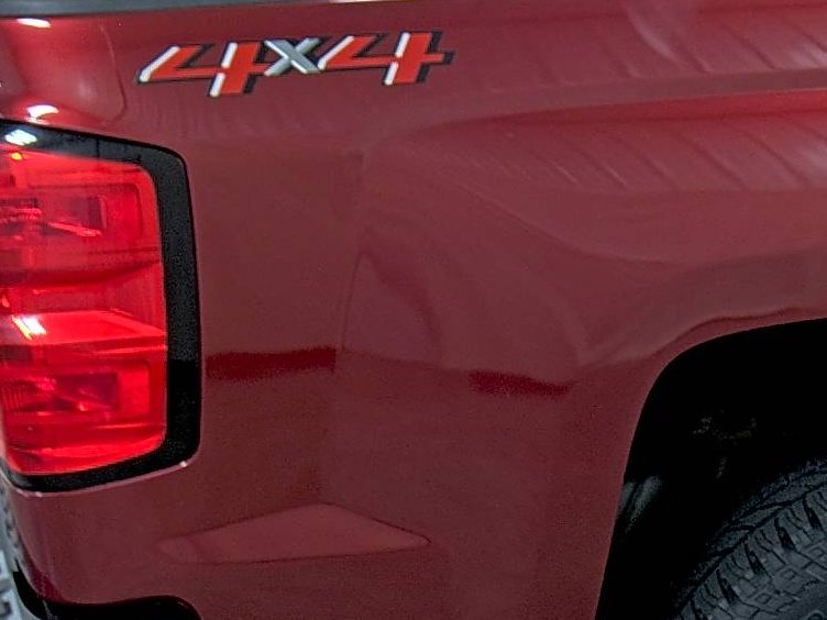 Used 2018 Chevrolet Silverado 1500 LT w/ All Star Edition image 13