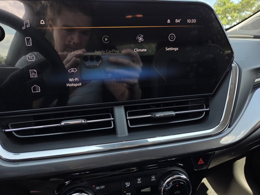 New 2026 Chevrolet Trax ACTIV w/ Driver Confidence Package FWD image 11