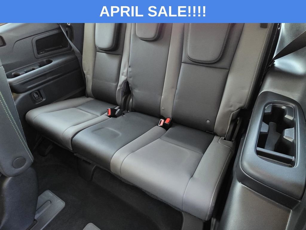 Used 2025 Subaru Ascent Onyx Edition w/ Onyx Package image 16