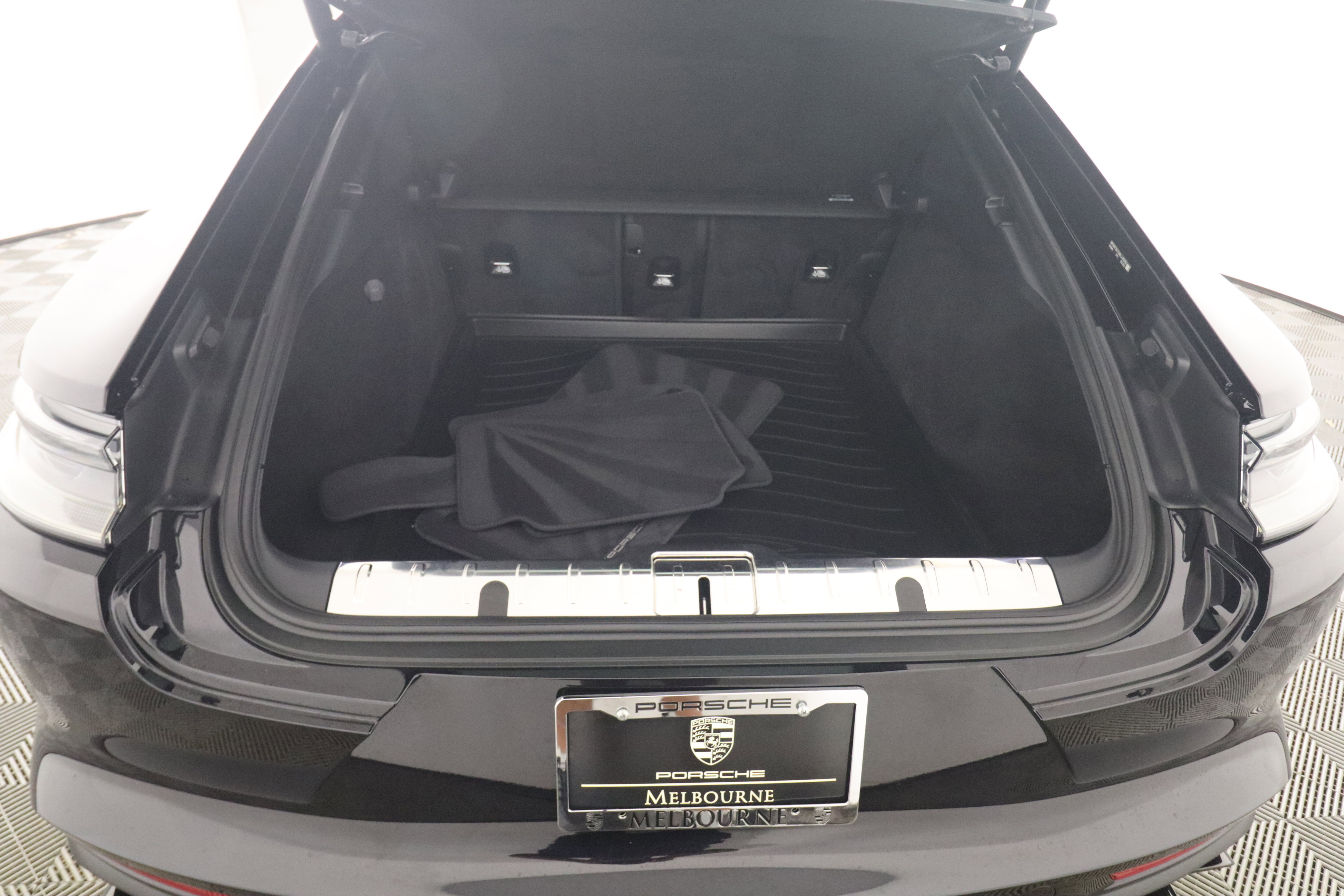 Certified 2022 Porsche Panamera Turbo S image 21