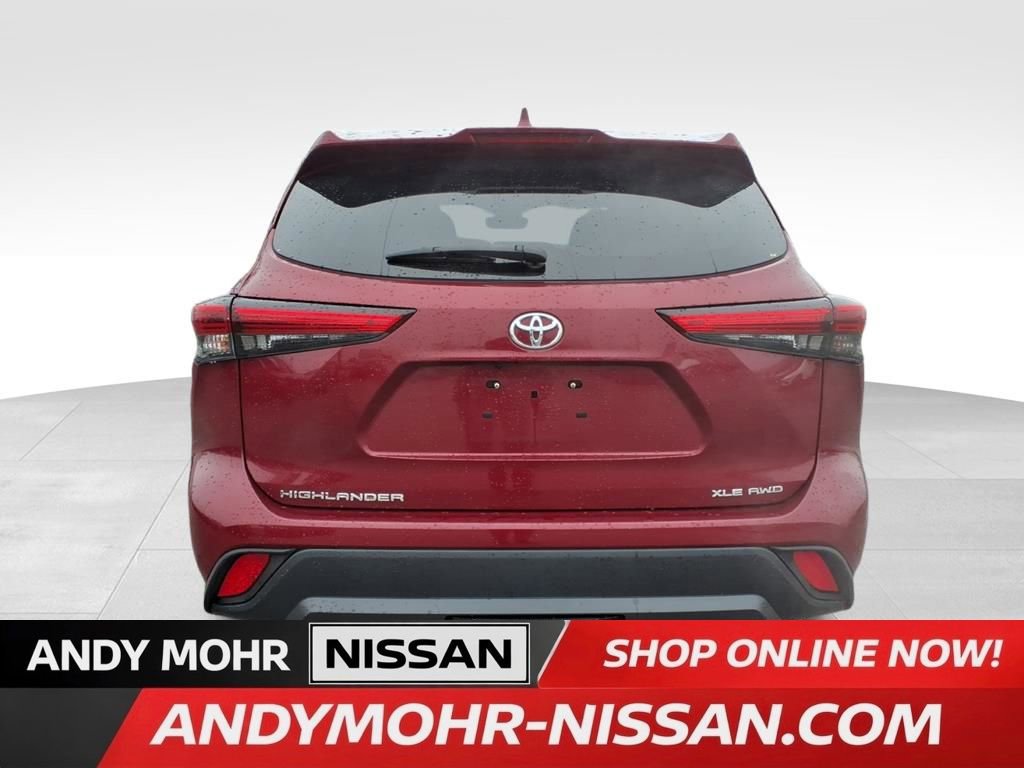 Used 2021 Toyota Highlander XLE image 7