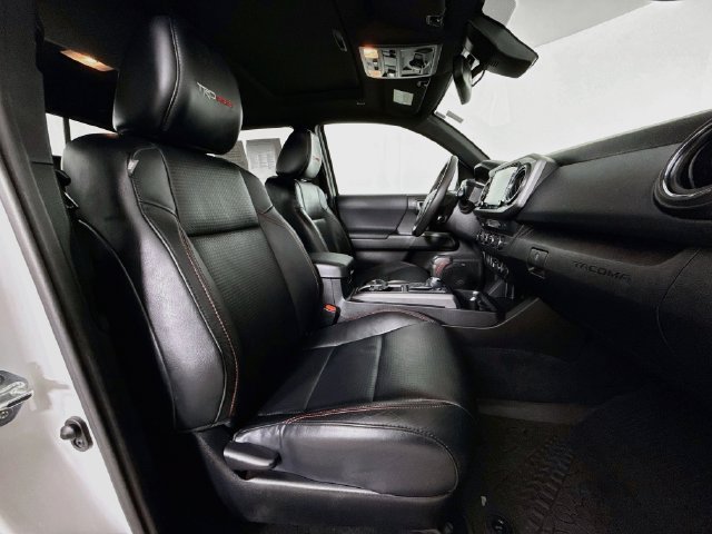 Used 2021 Toyota Tacoma TRD Pro AWD/4WD image 31