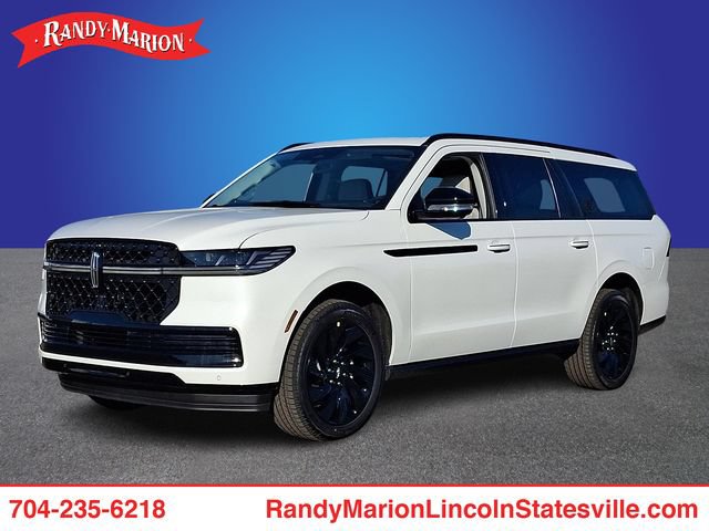 New 2026 Lincoln Navigator L Reserve w/ Jet Appearance Package