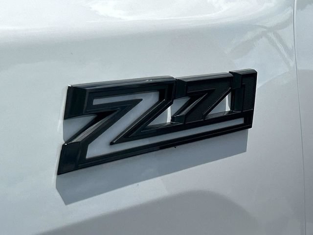 New 2026 Chevrolet Silverado 2500 LTZ w/ LTZ Plus Package AWD/4WD image 11