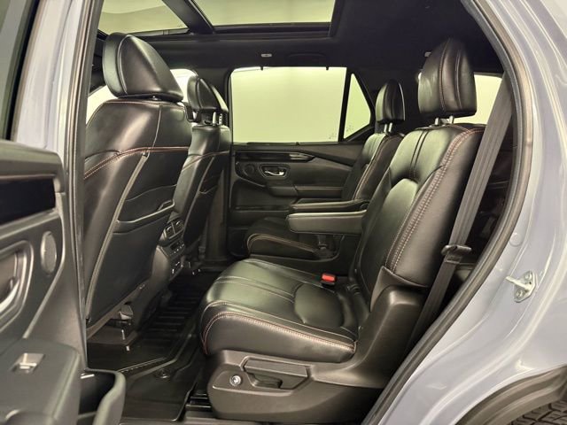 Certified 2025 Honda Pilot TrailSport image 14