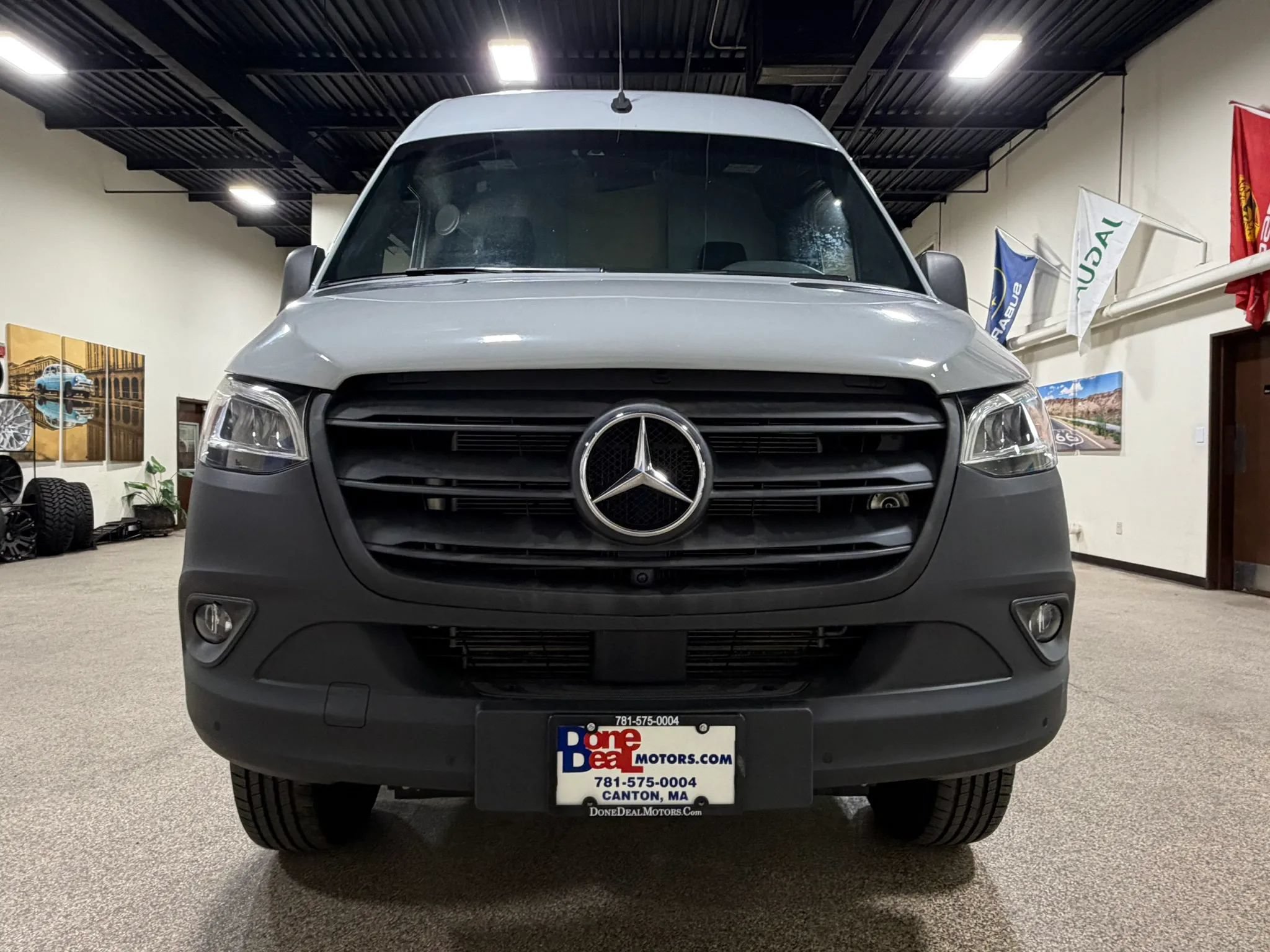 Used 2022 Mercedes-Benz Sprinter 2500 image 2