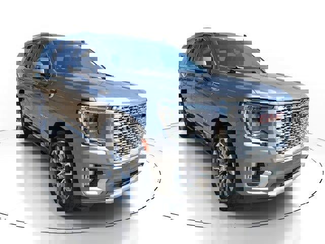 Used 2021 GMC Yukon Denali w/ Denali Premium Package AWD/4WD image 2