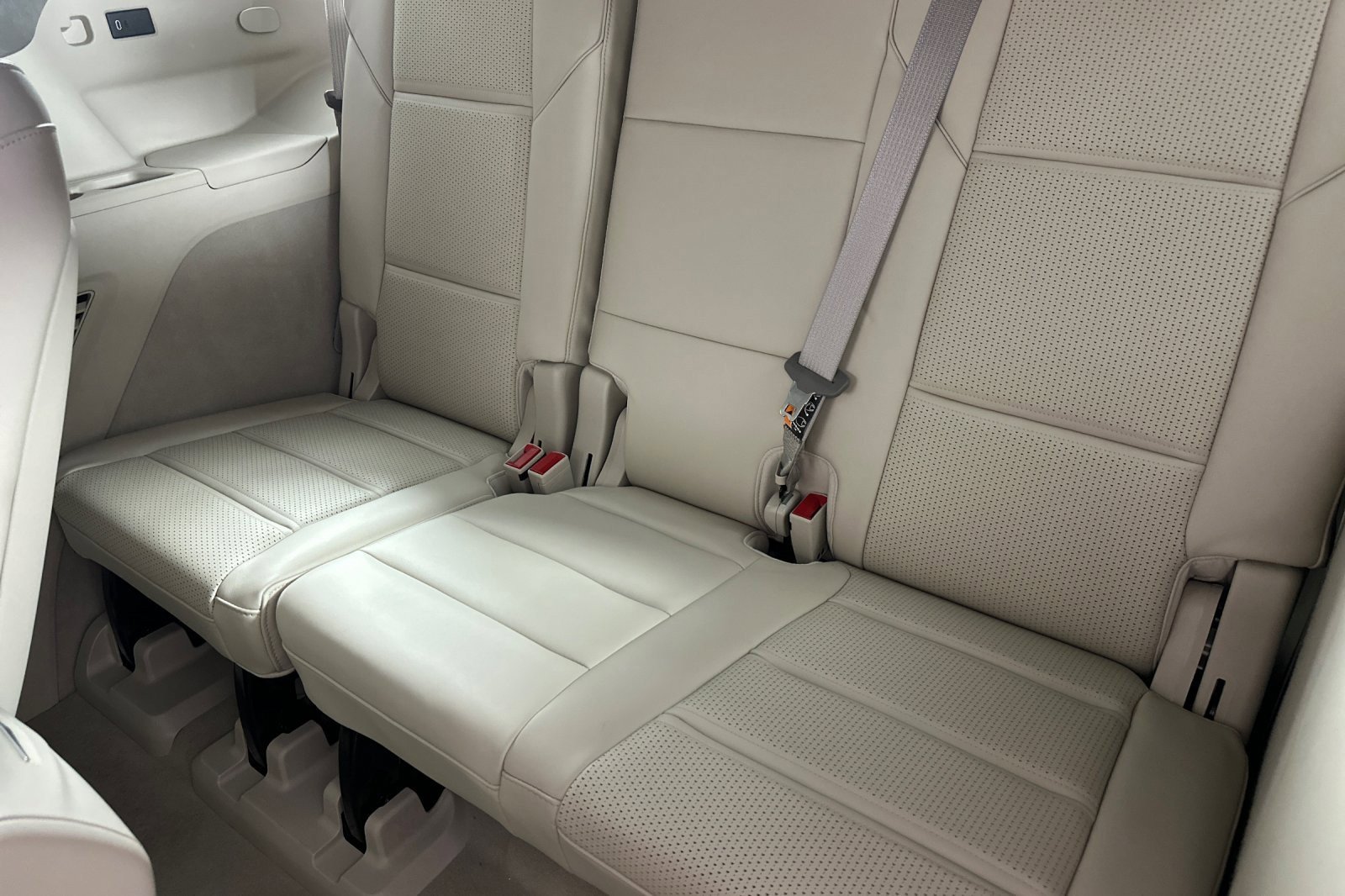 Used 2025 Cadillac Escalade Sport Platinum image 15