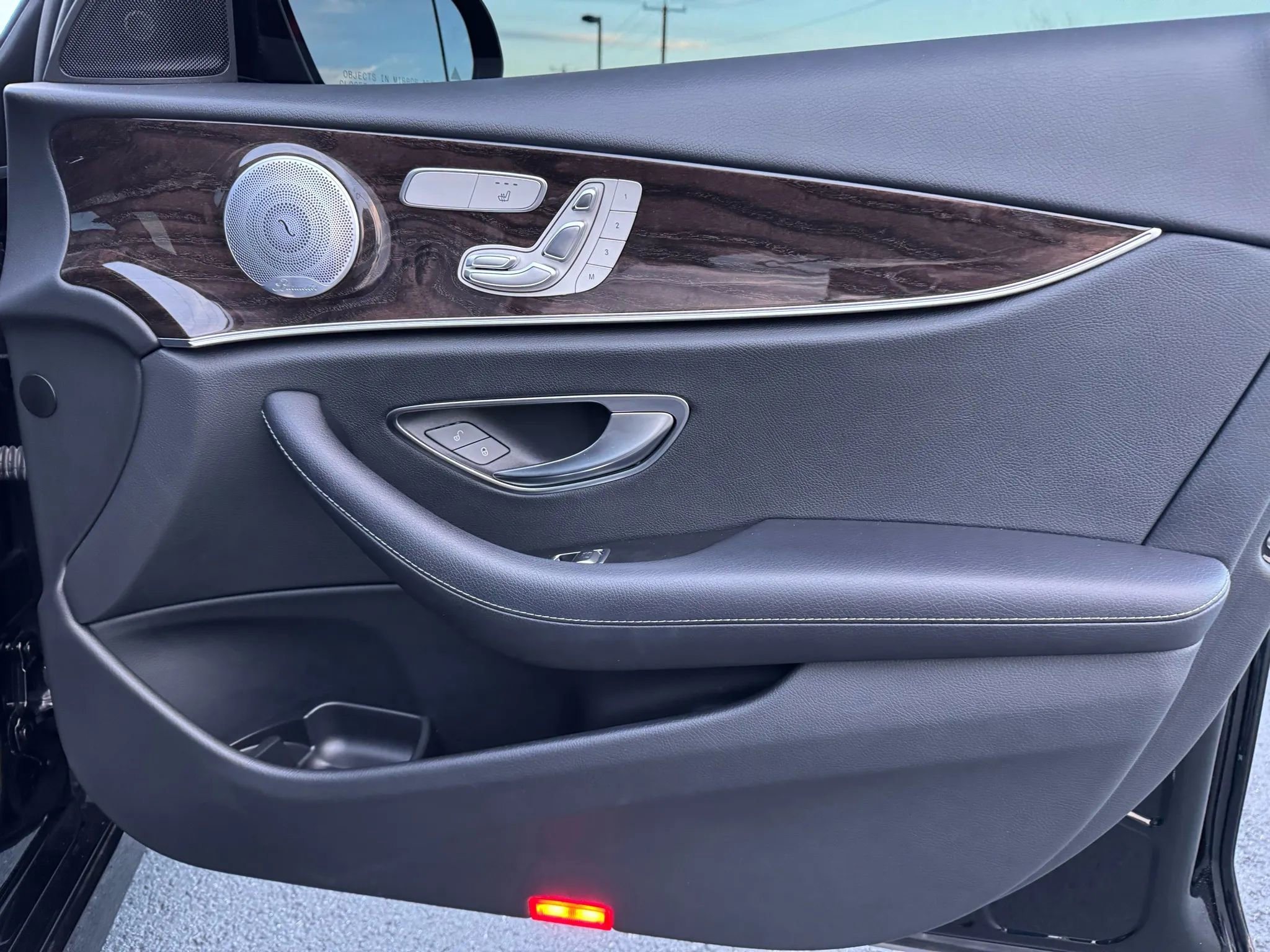 Used 2020 Mercedes-Benz E 350 4MATIC Sedan image 39