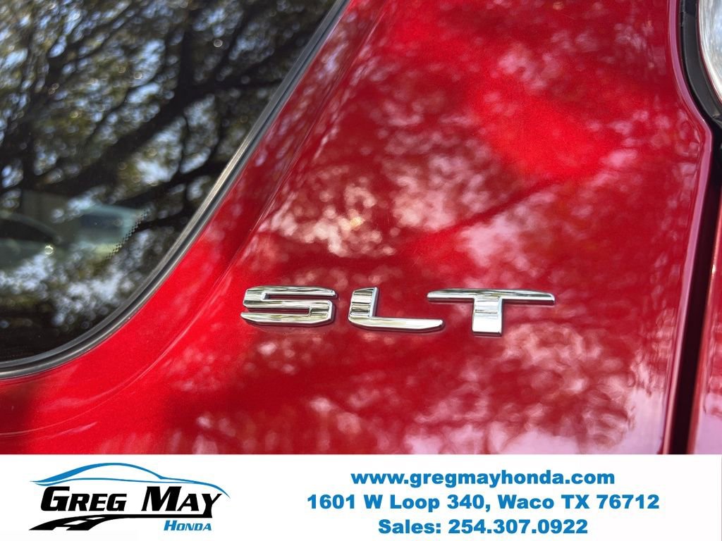 Used 2023 GMC Acadia SLT AWD/4WD image 15