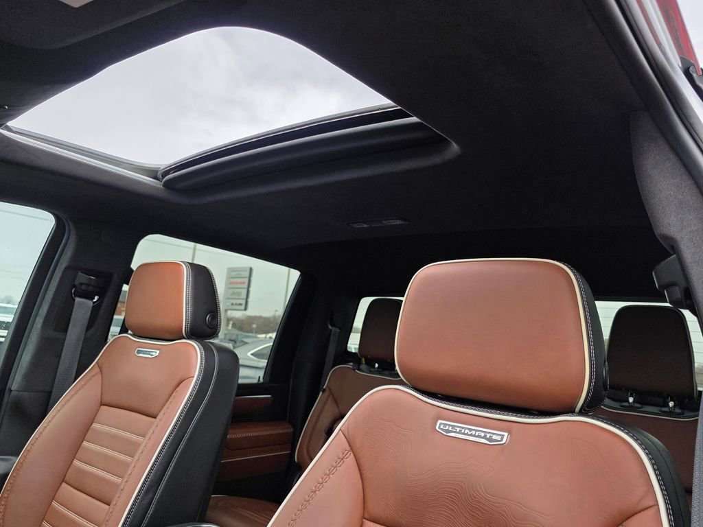 Used 2024 GMC Sierra 2500 Denali Ultimate image 30