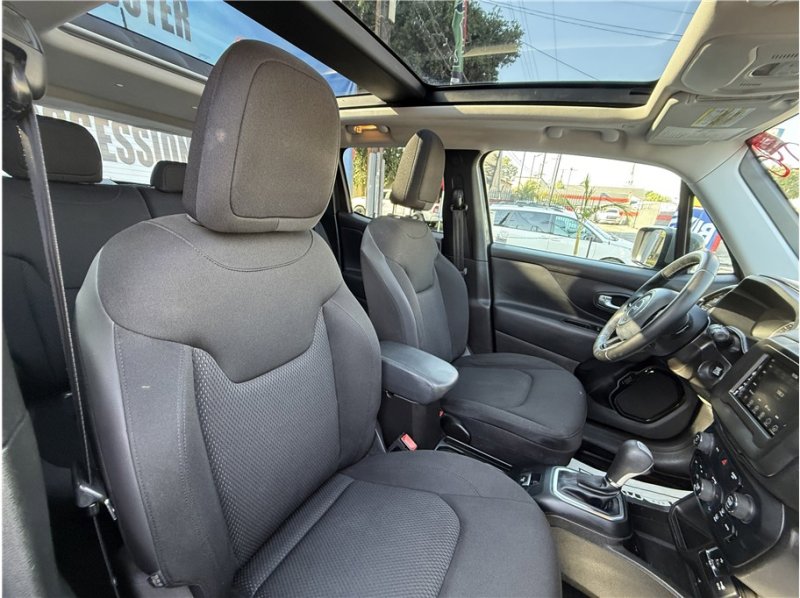 Used 2020 Jeep Renegade Altitude image 29