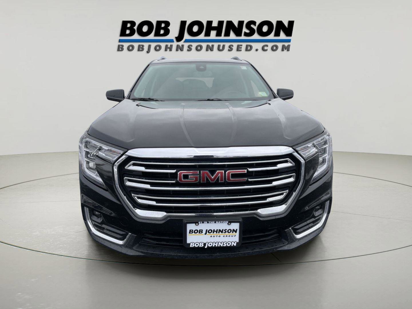 Used 2022 GMC Terrain SLT image 2