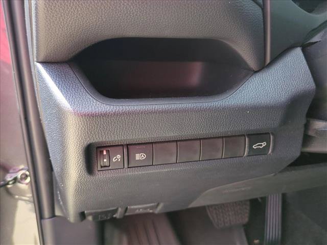 Used 2023 Toyota RAV4 XLE w/ Convenience Package FWD image 13