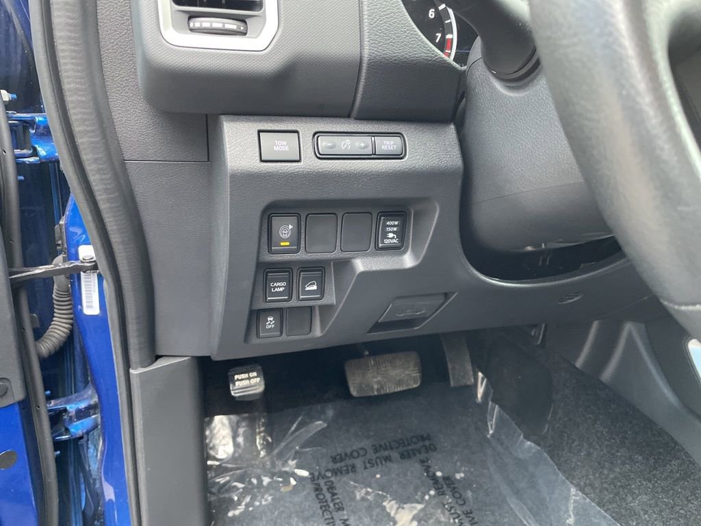 Used 2024 Nissan Frontier SV w/ SV Convenience Package image 9