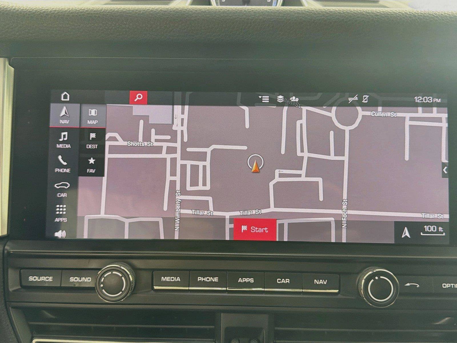 Certified 2021 Porsche Macan AWD/4WD image 22