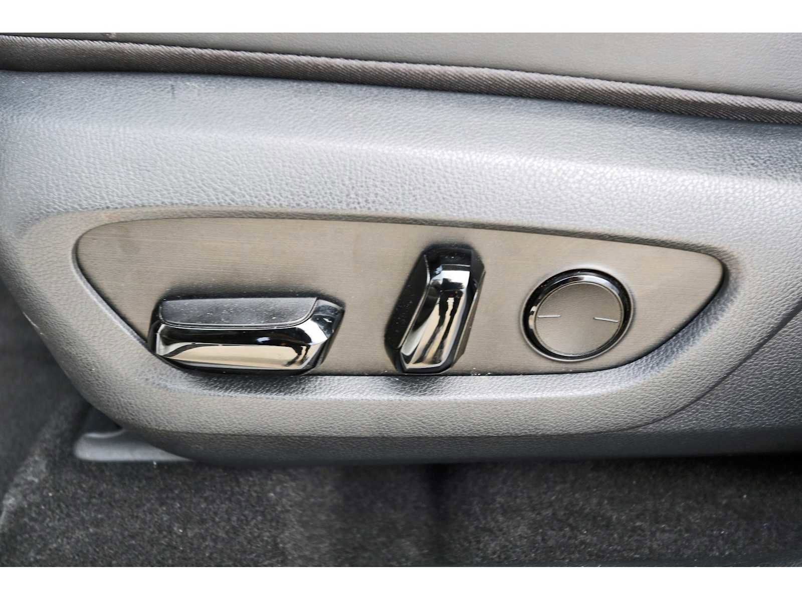 Used 2025 Lexus NX 250 Premium w/ Towing Package (2000 Lbs) image 27