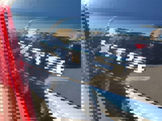 Used 2019 Cadillac XT5 Premium Luxury w/ Driver Assist Package image 7