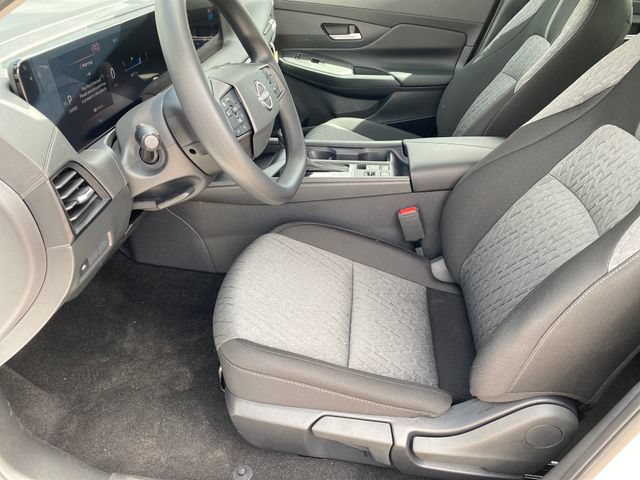 New 2027 Nissan Sentra SV FWD image 10