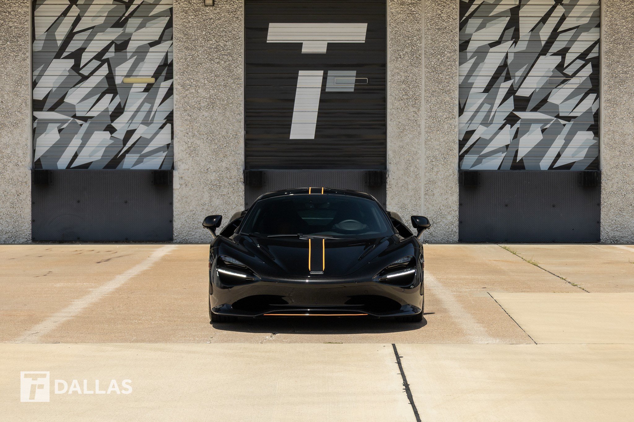 Used 2026 McLaren 750S RWD image 3