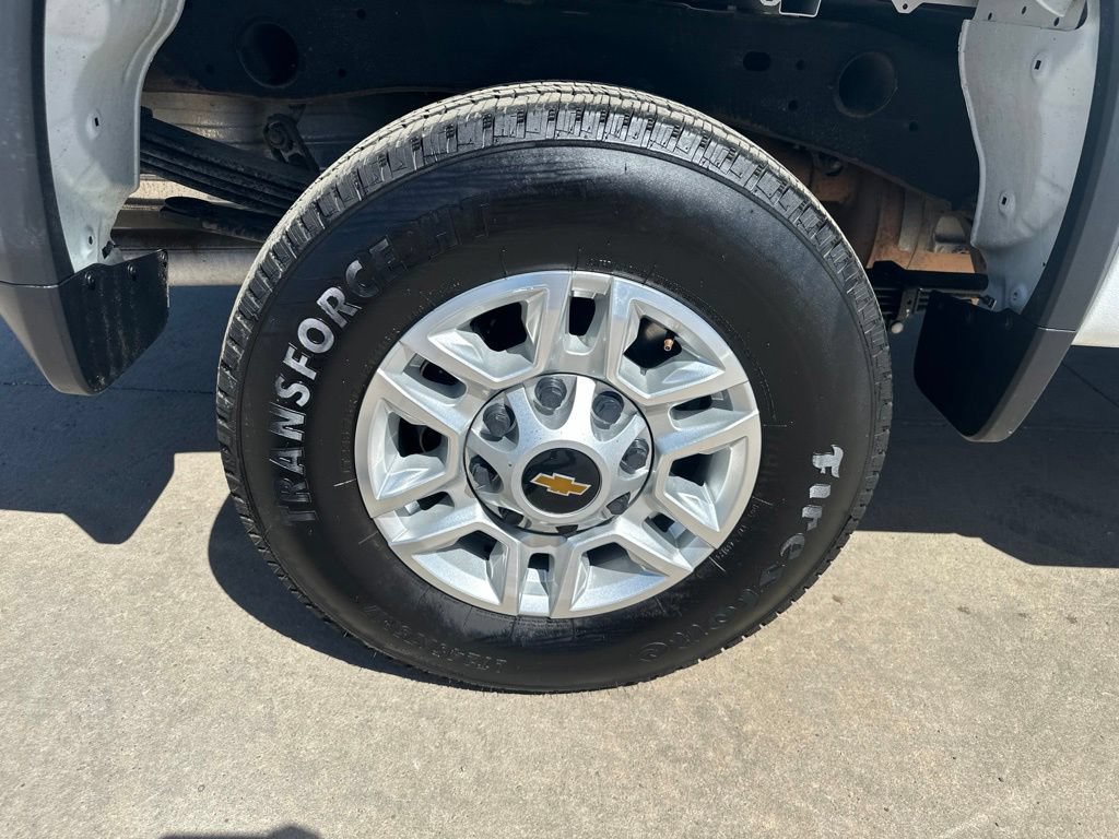 Certified 2024 Chevrolet Silverado 2500 LT AWD/4WD image 35