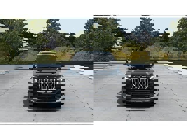 New 2025 BMW X1 xDrive28i image 3