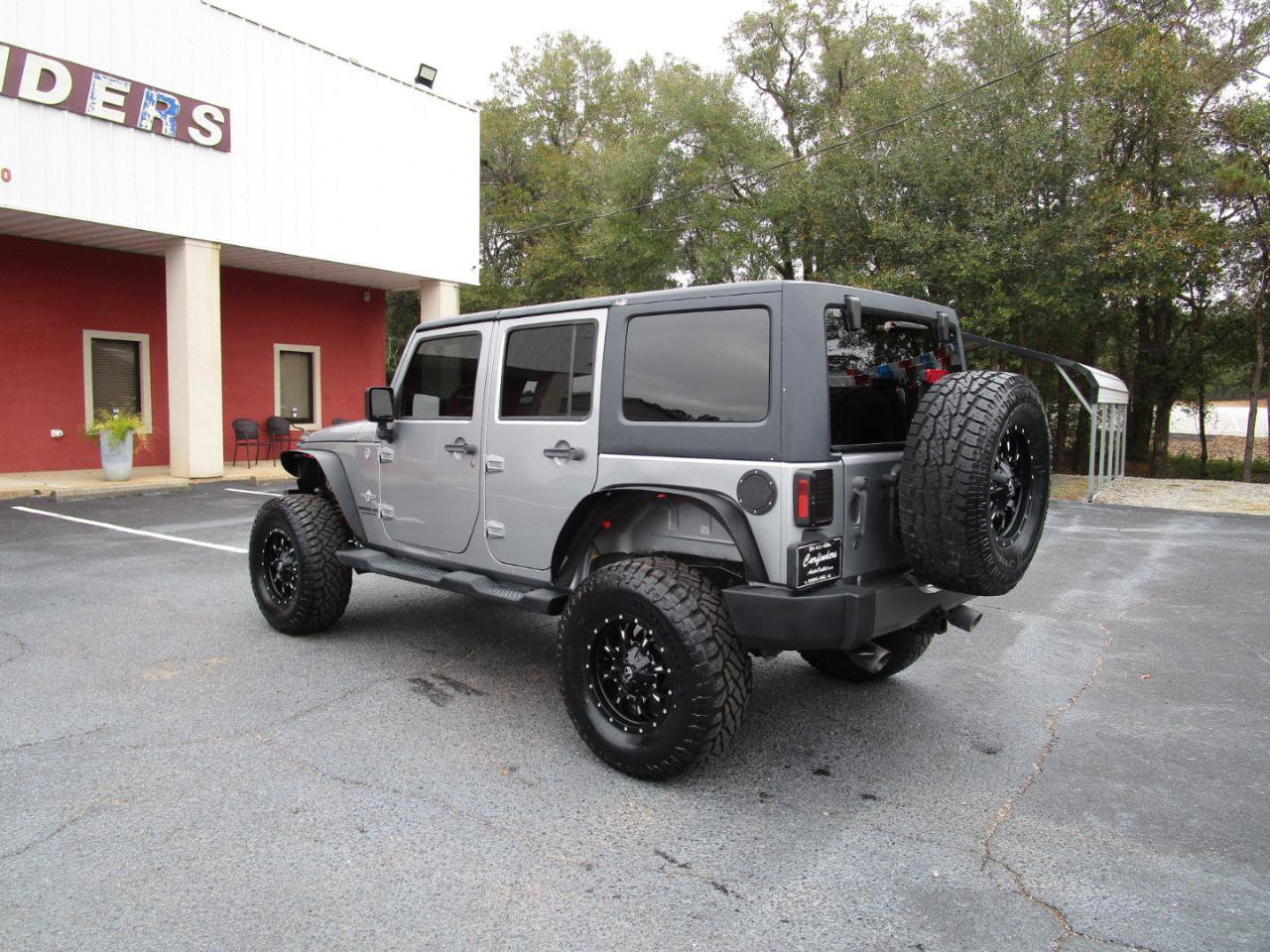 Used 2013 Jeep Wrangler Unlimited Sport AWD/4WD image 3
